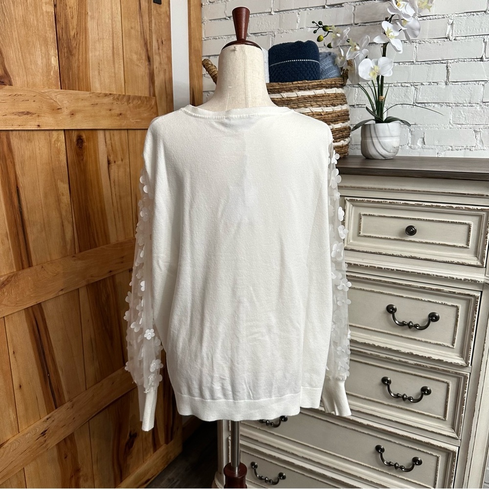 Sioni Milano Eggshell Floral Sheer Sleeve Top size 3X - Picture 8 of 12